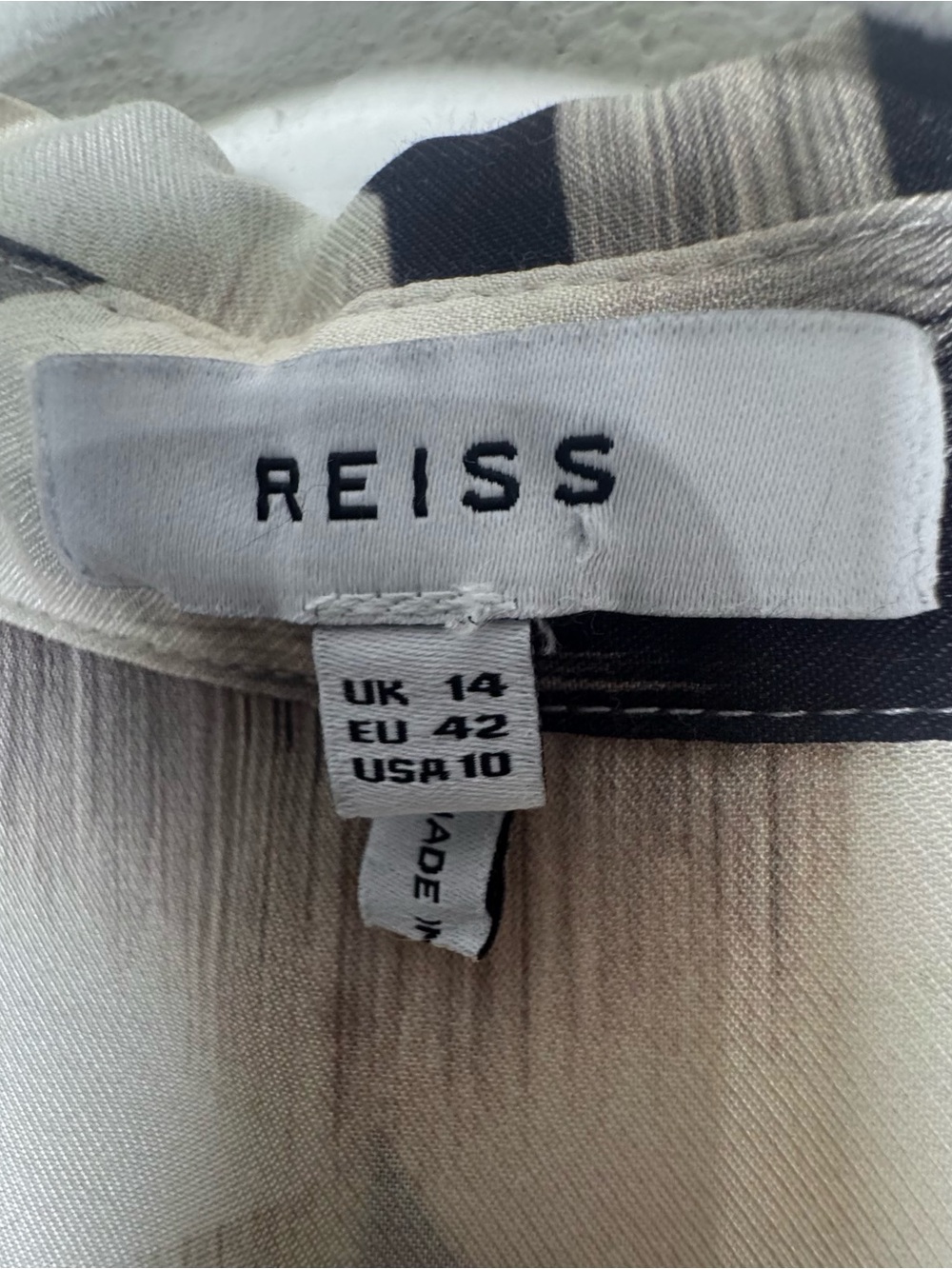 Reiss Casper Print Blouse glacier print ivory contemporary art US 10 UK 14 Avant - Picture 2 of 8